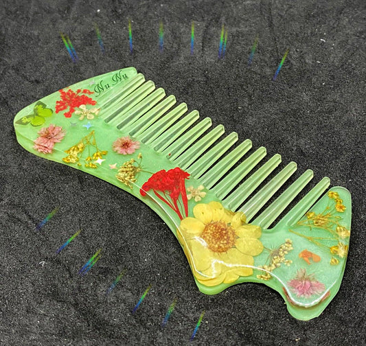 Travel Size Floral Hair Comb - Nature's Art Lab