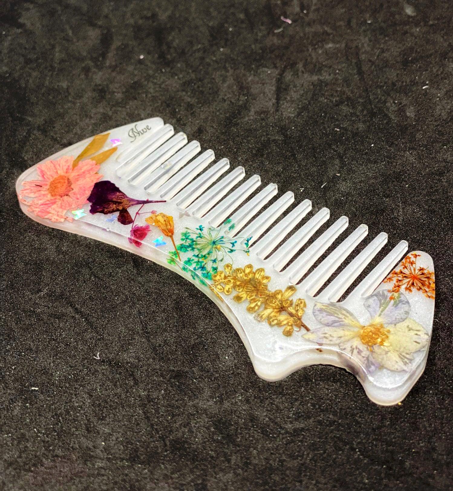 Travel Size Floral Hair Comb - Nature's Art Lab